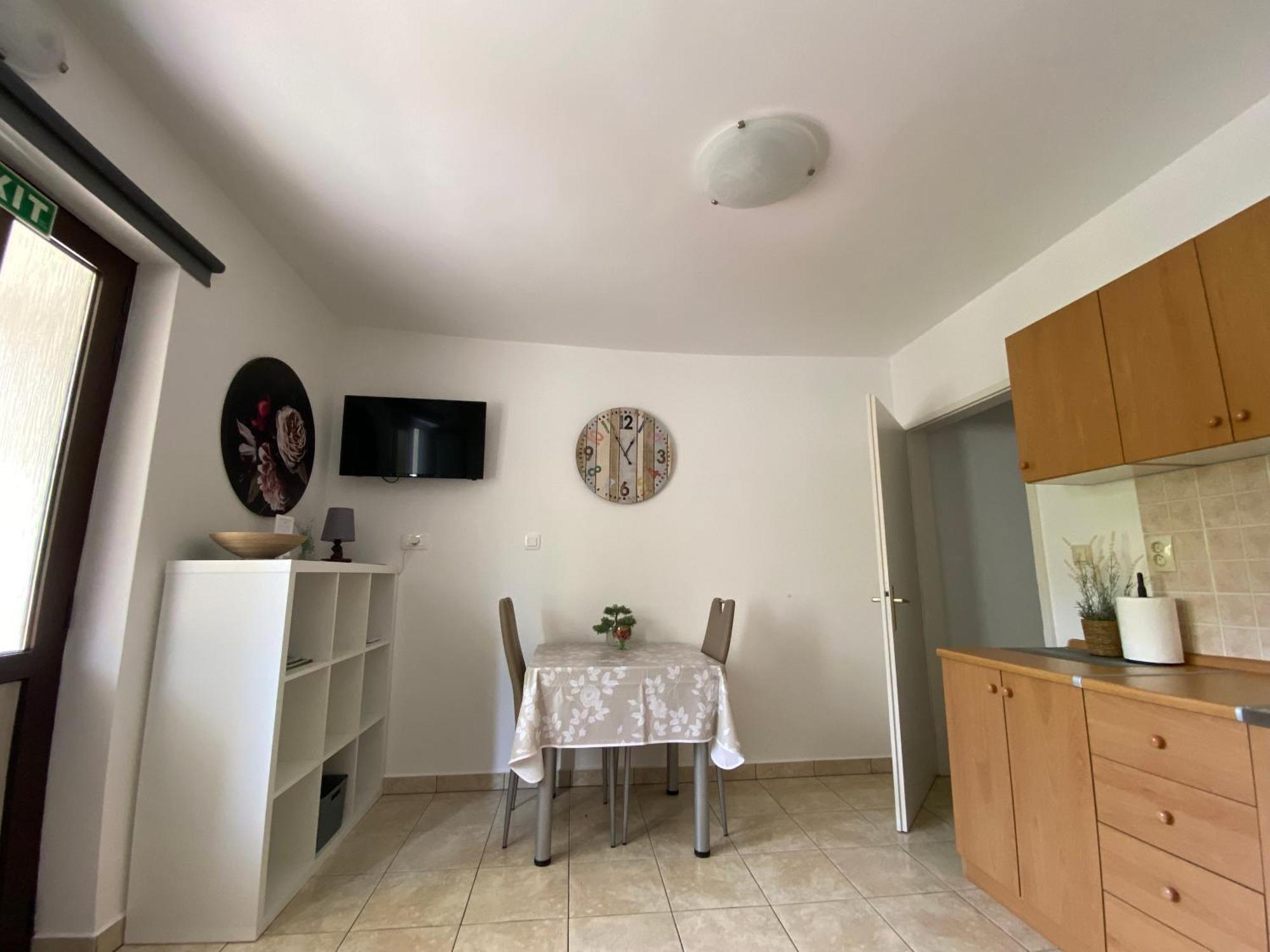 Apartments Anna III Baška Extérieur photo
